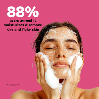 Person applying a facial scrub with a pink background and text about skin moisturization.